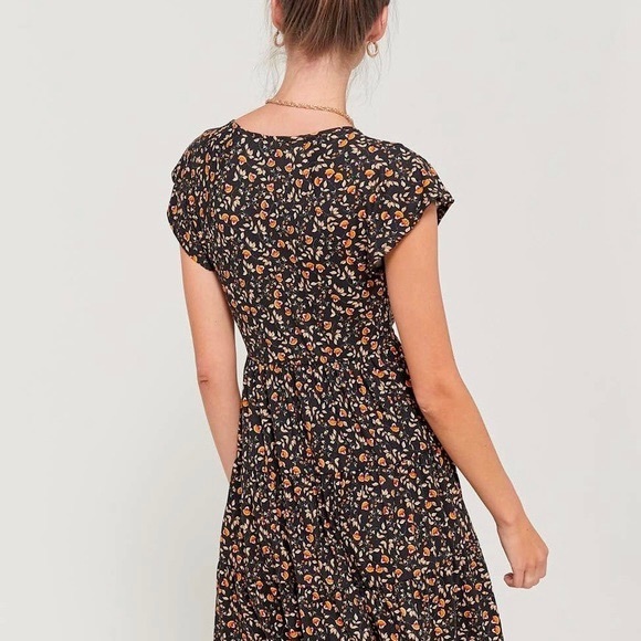 *Like New* Urban Outfitters Women's Black Uo Julia Ruffle Mini Dress - Small - Picture 2 of 7